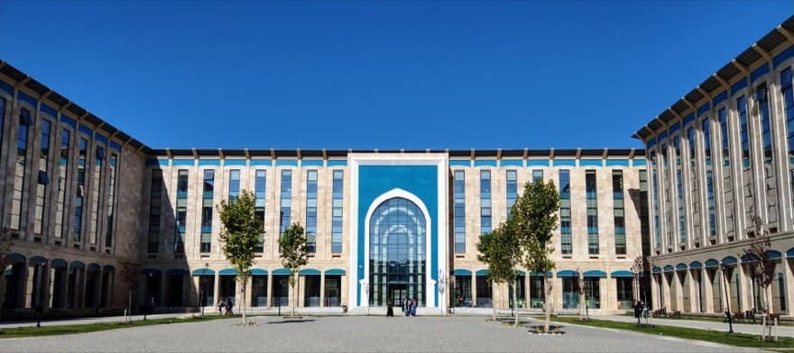 Ankara Yıldırım Beyazıt Üniversitesi kampüsü