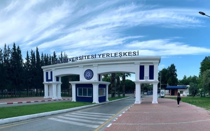 Ege Üniversitesi kampüsü