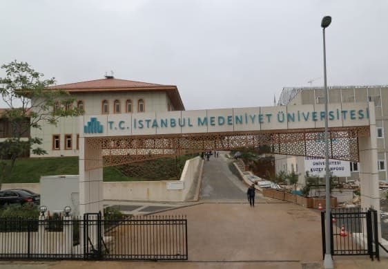 Istanbul Medeniyet University kampüsü
